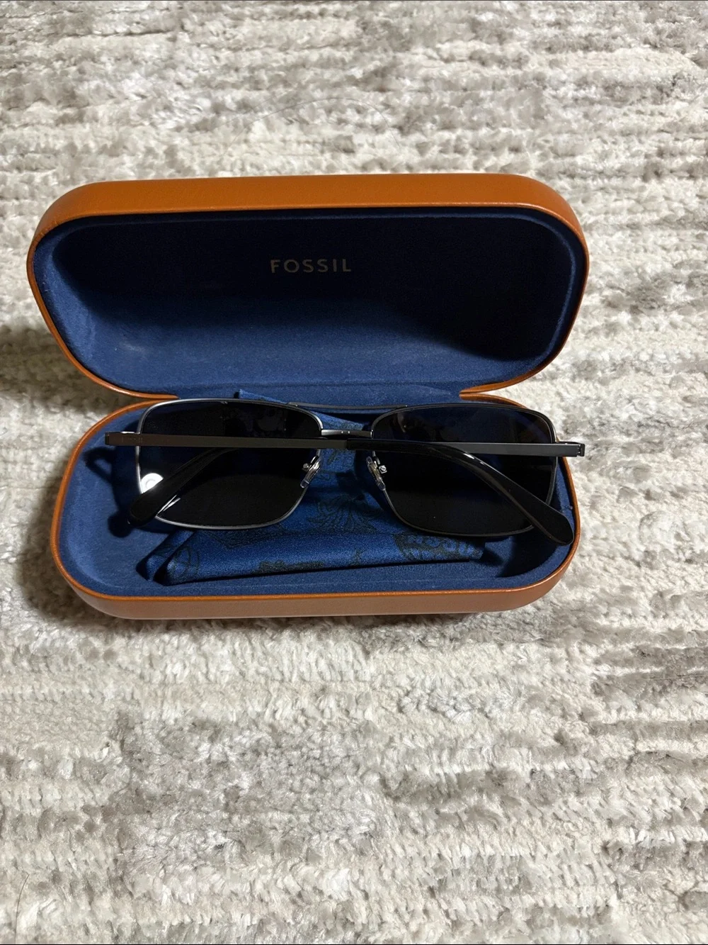 Fossil Polarized Rectangular Sunglasses for Women